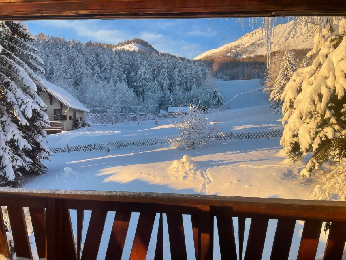 Maison L'Aiguille - 2 Appartements, 5 Chambres Et Table D'Hotes Au Pied De La Montagne A La Station De Laye Exterior foto