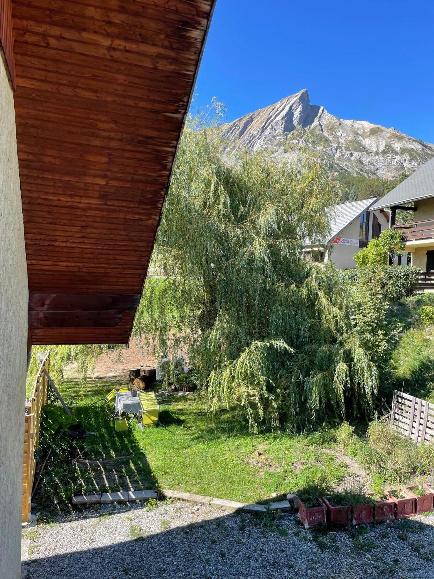 Maison L'Aiguille - 2 Appartements, 5 Chambres Et Table D'Hotes Au Pied De La Montagne A La Station De Laye Exterior foto